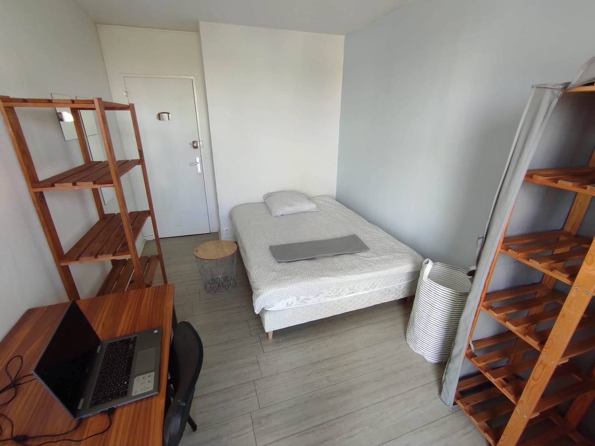 Chambre 12 m² (B)