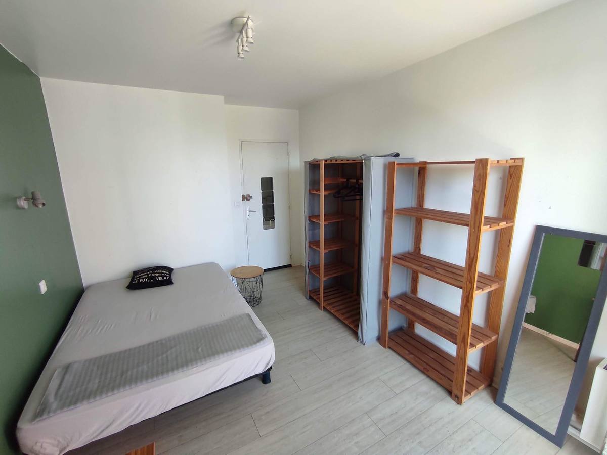 Chambre 11 m² (C)